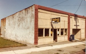 By 1974, the building was owned by Ken Imus 